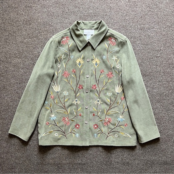 Susan Graver Jackets & Blazers - Susan Graver Embroidered Floral Faux Suede Button Up Shirt Jacket Green Size M